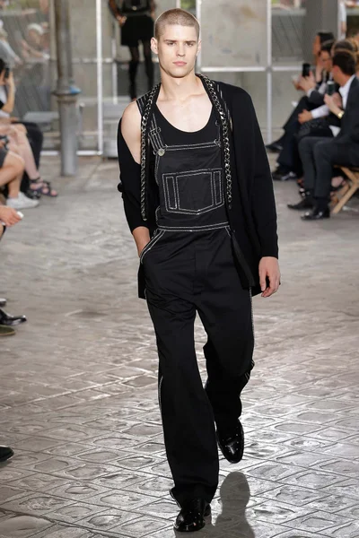Look 56